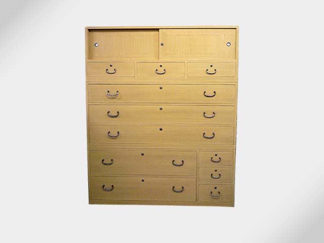 桐　桐昇り箪笥の洗い